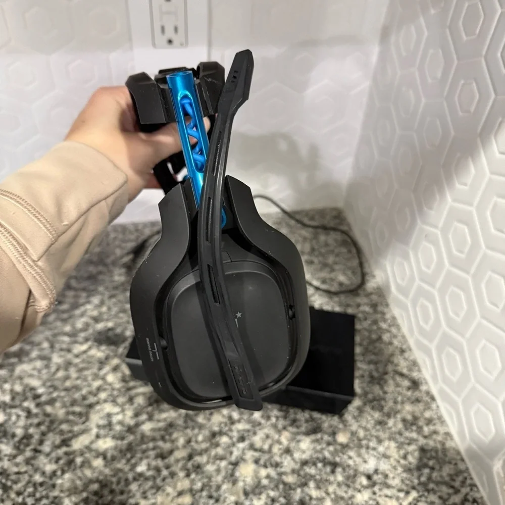 ASTRO A50 Wireless Dolby Blue Edition Gaming PC + Playstation headset